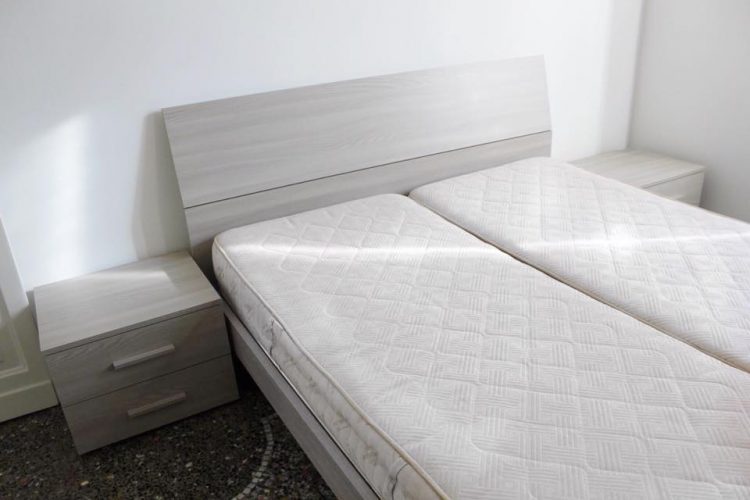 Mondo Convenienza Genova Molassana  . Mondo Convenienza È Un�aZienda Italiana, Specializzata Nella Grande Distribuzione Di Mobili E Complementi D�aRredo.